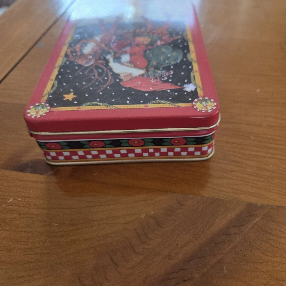 Mary Engelbreit Jolly Old Saint Nick Tin